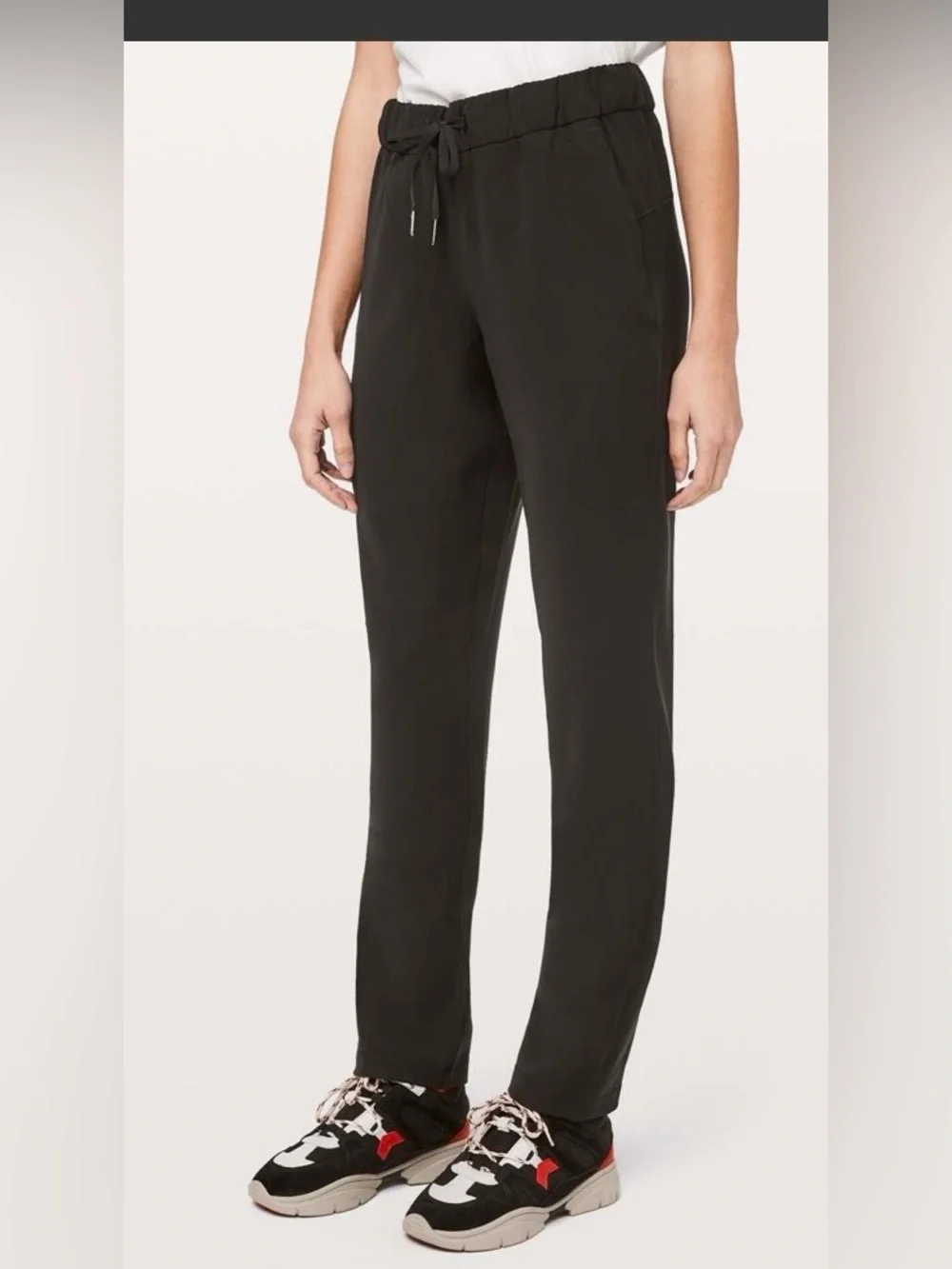 Lululemon On The Fly cropped  size 6